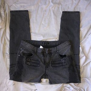 Woman’s off black jeans